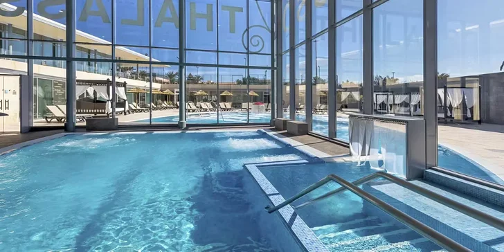 Kanáry letecky: adults only hotel Barcelo Fuerteventura Royal Level****, polopenze či all inclusive