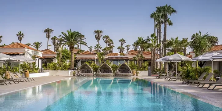 Kanáry letecky: adults only hotel Barcelo Fuerteventura Royal Level****, polopenze či all inclusive