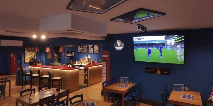 Burger nebo dvojitý burger s hranolky, žebra či fish and chips pro 1 i 2 osoby