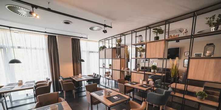 Pobyt v pokoji či apartmánu se snídaní v centru Plzně pro 2-3 osoby
