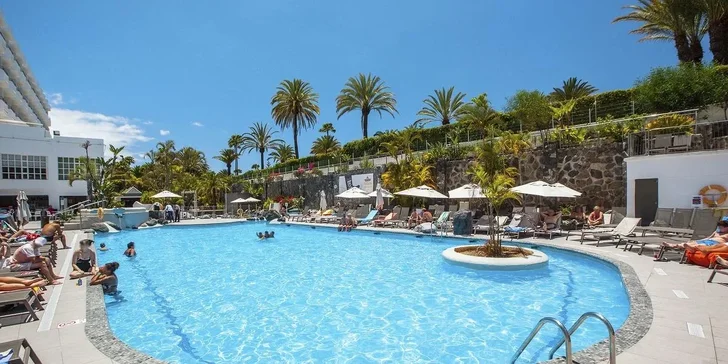 Kanárské ostrovy: dovolená ve 4* hotelu Abora Catarina s all inclusive, bazény a letenkou