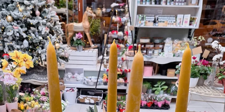 Připravte si vánoční výzdobu: workshop výroby adventních svícnů a věnců pro 1 až 2 osoby