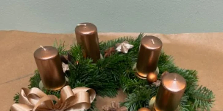 Připravte si vánoční výzdobu: workshop výroby adventních svícnů a věnců pro 1 až 2 osoby