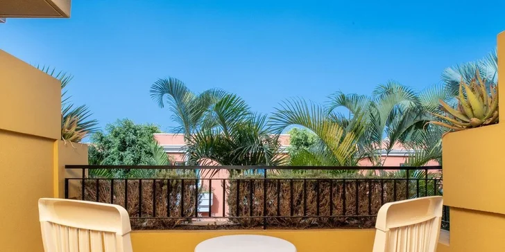 Letecky na Tenerife: 4* hotel Landmar Costa Los Gigantes Family Resort, all inclusive, bazény i tobogán