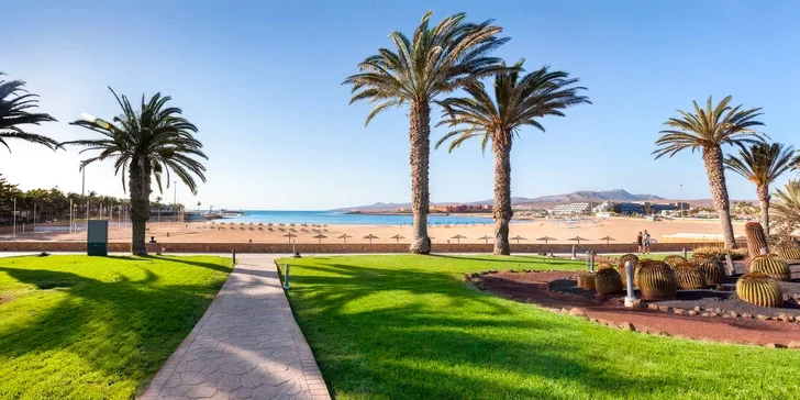 Kanáry letecky: adults only hotel Barcelo Fuerteventura Royal Level****, polopenze či all inclusive