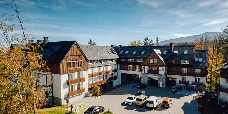 Moderní hotel ve Sklářské Porubě v polských Krkonoších: neomezený wellness a polopenze