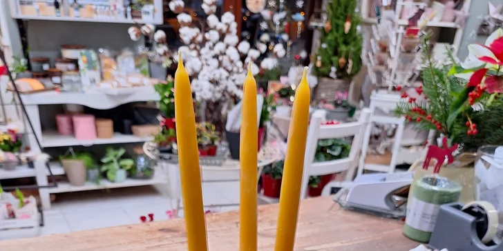 Připravte si vánoční výzdobu: workshop výroby adventních svícnů a věnců pro 1 až 2 osoby