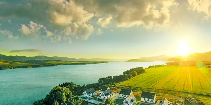 Resort u Liptovské Mary: moderní rodinné apartmány, pivní lázně, snídaně i polopenze
