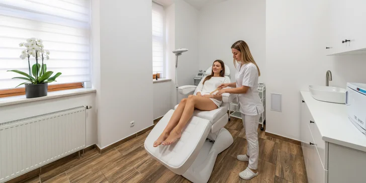Dejte sbohem chloupkům: depilace cukrovou pastou, podpaží, bikiny, nohy i ruce