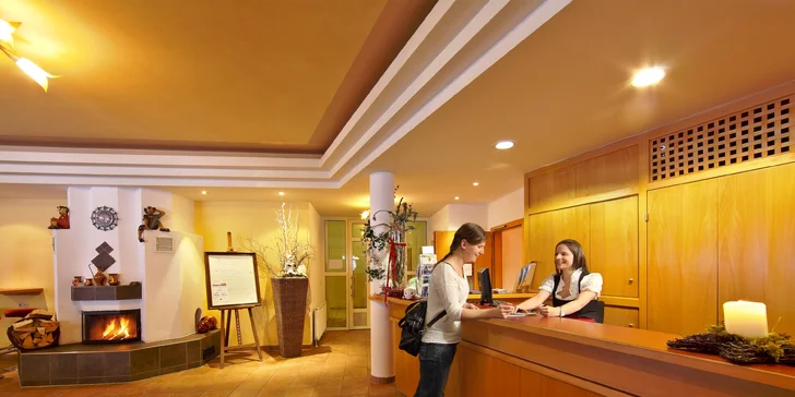 Tyrolské Alpy: 4* hotel u sjezdovky, polopenze, wellness a dětský program