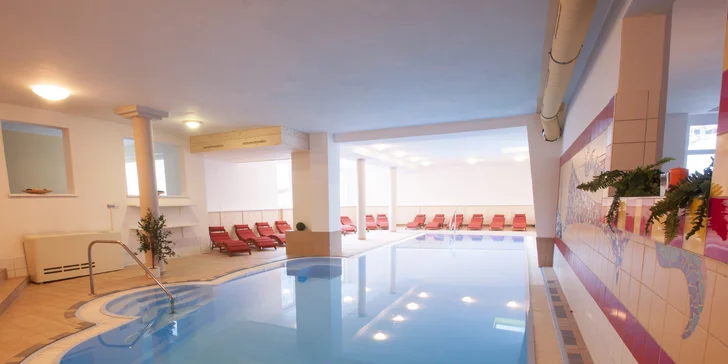 Tyrolské Alpy: 4* hotel u sjezdovky, polopenze, wellness a dětský program