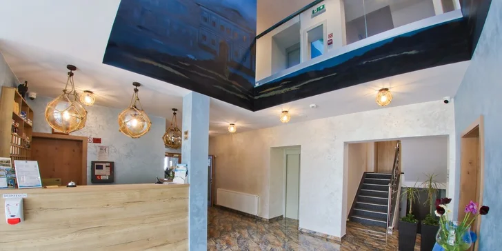 Moderní hotel přímo na břehu Oravské přehrady s polopenzí i slevou na plavbu lodí