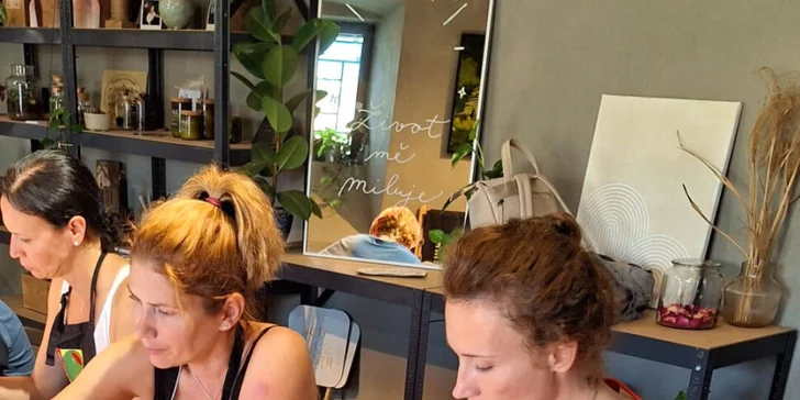 Relaxační malování pro ženy: individuální online kurz s arteterapeutickým přesahem