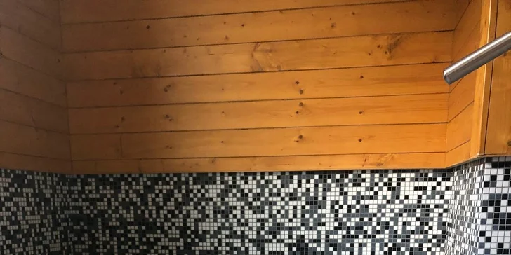 Relax v Podkrkonoší: privátní wellness pro 2 osoby až na 180 minut, sauna, vířivka, občerstvení