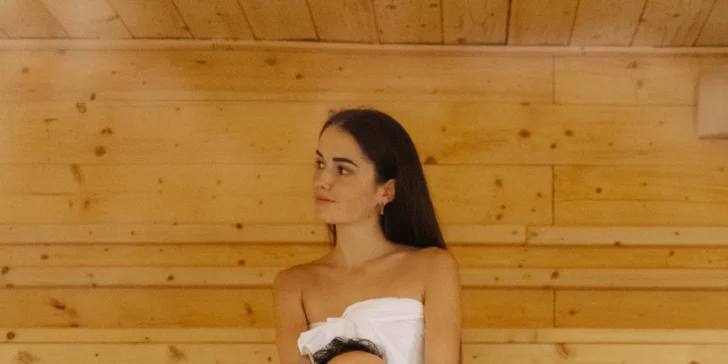 2 hodiny v sauně na Vltavě: relax pro 1-2 osoby s výhledem na Vyšehrad