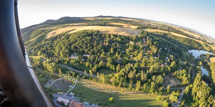 Za krásami Moravy a Vysočiny: veřejné i privátní lety balónem, pro 2–⁠⁠⁠⁠⁠⁠4 osoby
