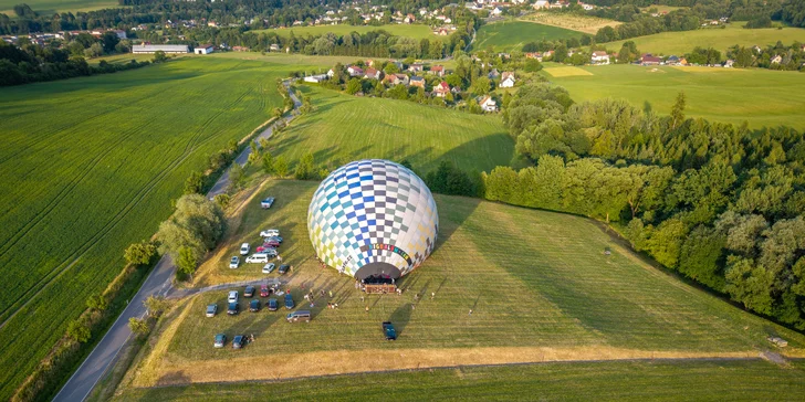 Za krásami Moravy a Vysočiny: veřejné i privátní lety balónem, pro 2–⁠⁠⁠⁠⁠⁠4 osoby