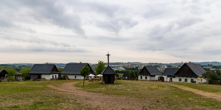 Pobyt na statku mezi zvířátky: chaloupka až pro 6 osob, farmářská snídaně v košíku
