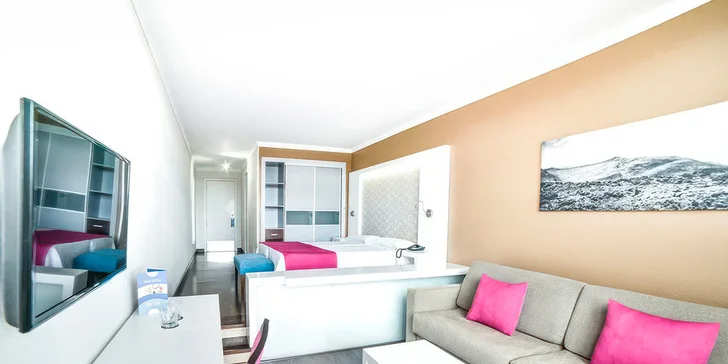 Dovolená na Lanzarote: 4* hotel s polopenzí nebo all inclusive, bazény i let