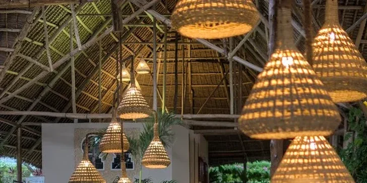 Zanzibar: hotel Diamonds Mapenzi Beach Club**** u pláže, all inclusive, bazény i let dreamlinerem