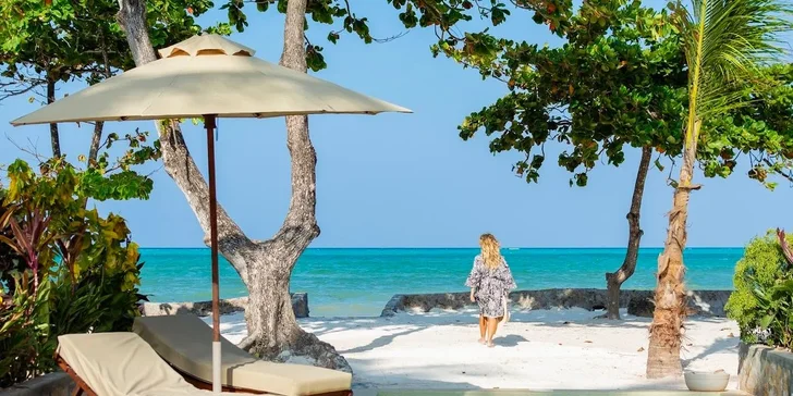 Zanzibar: hotel Diamonds Mapenzi Beach Club**** u pláže, all inclusive, bazény i let dreamlinerem
