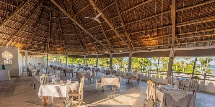 Zanzibar: hotel Diamonds Mapenzi Beach Club**** u pláže, all inclusive, bazény i let dreamlinerem