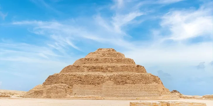 Prodloužený víkend mezi pyramidami: zájezd do Egypta, 3 noci s polopenzí, letenky