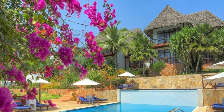 Letecky Zanzibar: let dreamlinerem, hotel Sultan Sands Island Resort**** s all inclusive, bazén i pláž