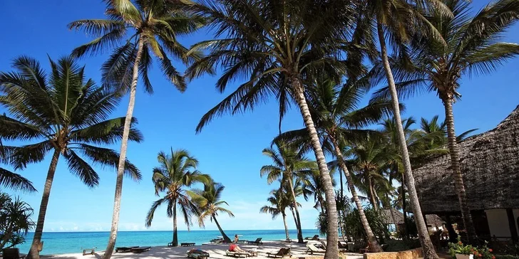 Letecky Zanzibar: let dreamlinerem, hotel Sultan Sands Island Resort**** s all inclusive, bazén i pláž