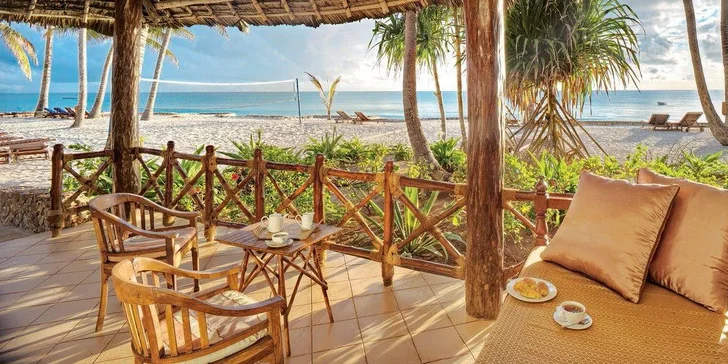 Letecky Zanzibar: let dreamlinerem, hotel Sultan Sands Island Resort**** s all inclusive, bazén i pláž