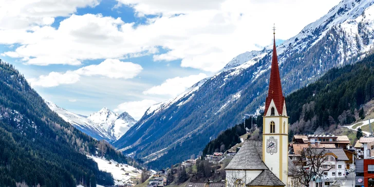 Ischgl v Tyrolsku: horská turistika i lyžování na 239 km sjezdovek, apartmány až pro 6 osob