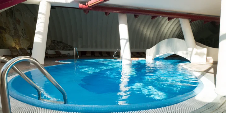 Na lyže do Fieberbrunnu: zámecký family hotel s neomezeným wellness a polopenzí, first minute sleva