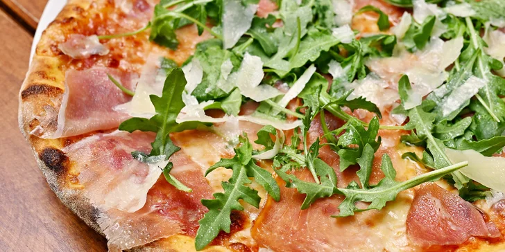 Ochutnejte Itálii: otevřené vouchery na 300, 500 a 1000 Kč do pizzerie u Průhonic