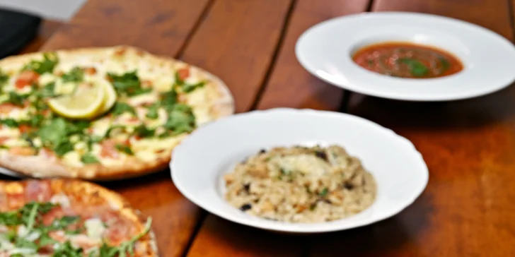 Zažijte chutě Itálie: 4chodové menu pro 1 či 2 osoby, vč. polévky, těstovin i tiramisu
