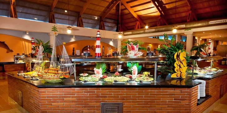 Dovolená v Dominikáně: 5* hotel u pláže, all inclusive, bazény, sportovní aktivity a let