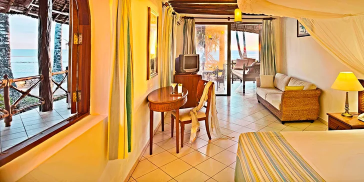 Letecky Zanzibar: let dreamlinerem, hotel Sultan Sands Island Resort**** s all inclusive, bazén i pláž