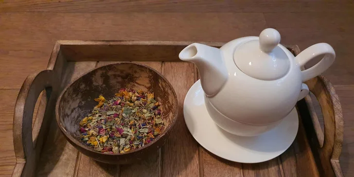 Formování postavy a relax: maderoterapie celého těla, ošetření na 60 až 90 minut