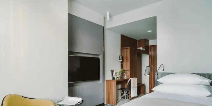 Poznejte Vratislav: hotel v centru města, vč. snídaně, fitness a vstupenek do Krupa Art Foundation, 600 m od náměstí Rynek