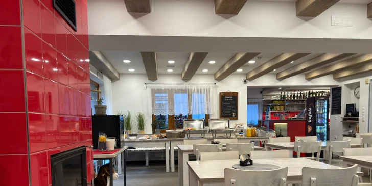 Pokoj či moderní apartmán v Karlově pod Pradědem, vč. snídaně nebo polopenze i vybavené kuchyňky