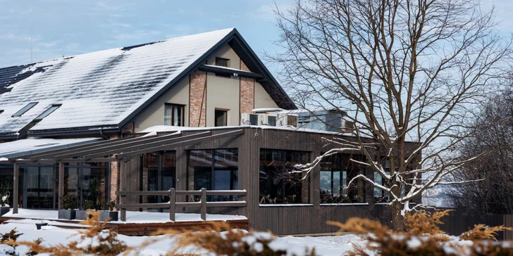 Útulný hotel pro milovníky koní v blízkosti Krakova: snídaně a wellness