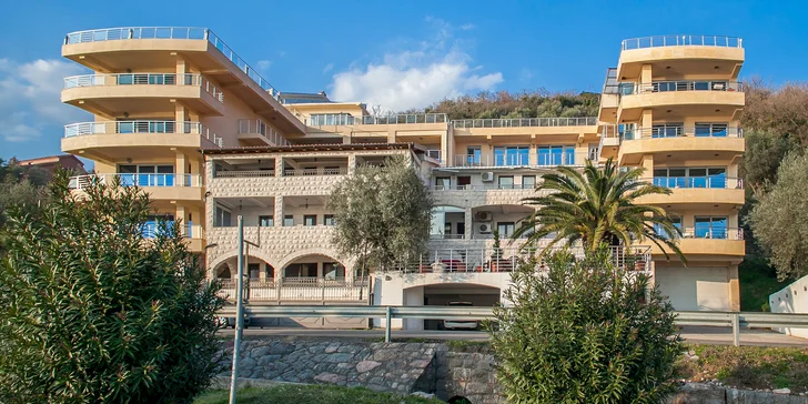 Černá Hora - Sveti Stefan: plně vybavené apartmány až pro 6 osob jen kousek od moře