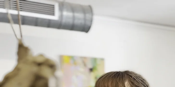 Volné modelování z keramiky a glazování: lekce pro jednotlivce, pár i skupinu