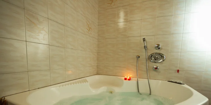 Pobyt v srdci Dolomit: hotel s polopenzí a karta výhod se skibusem zdarma