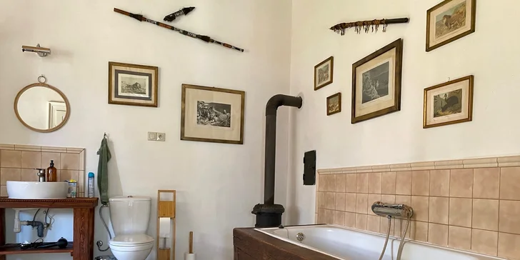 Historická vila v areálu zámku Svatý Anton: 3 apartmány s krásnou anglickou zahradou