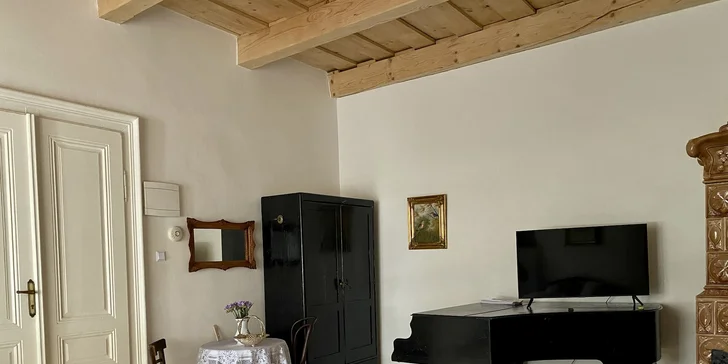 Historická vila v areálu zámku Svatý Anton: 3 apartmány s krásnou anglickou zahradou