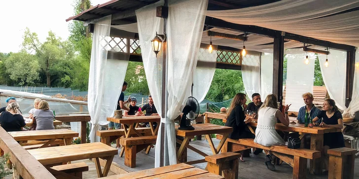 Šnečí delikatesy na slavnostní stůl: ukázka přípravy v zážitkové restauraci i ochutnávka