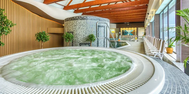 Odpočinek v termálním ráji v polských Tatrách se snídaní nebo polopenzí a neomezeným wellness