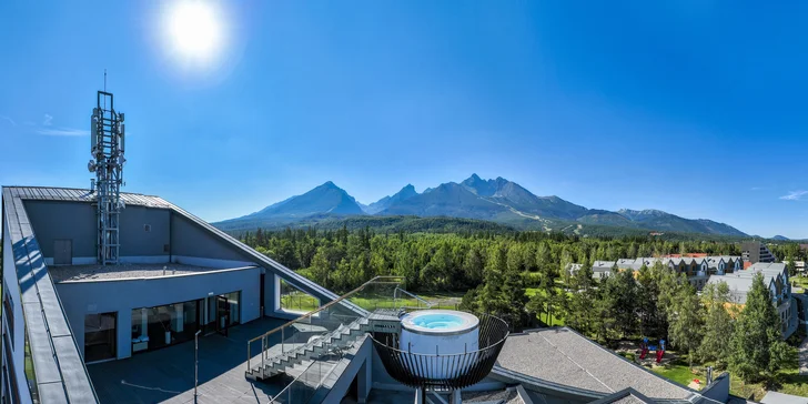 Dovolená ve Vysokých Tatrách: wellness pobyt v luxusním resortu s polopenzí, animační program