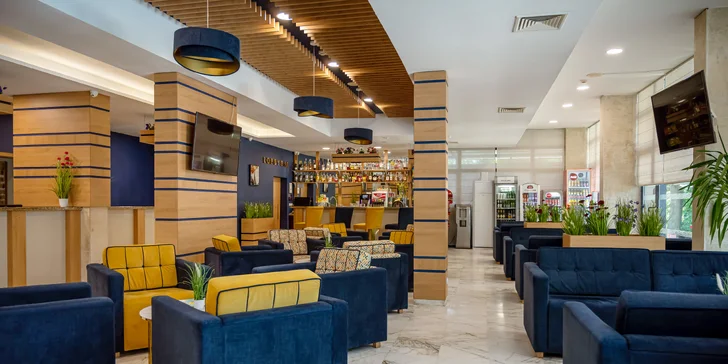 All inclusive dovolená v Bulharsku: apartmány pro páry i rodiny, bazén, animace i děti zdarma