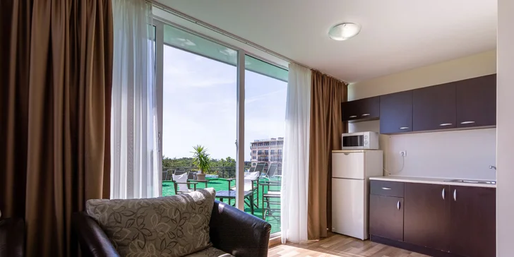 Rodinná dovolená v Bulharsku: hotel 500 m od moře, animační program, nový aquapark, 2 děti zdarma